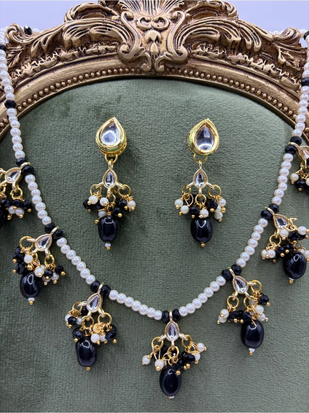 Elegant Black Pearl and Gold Kundan Floral Necklace Set